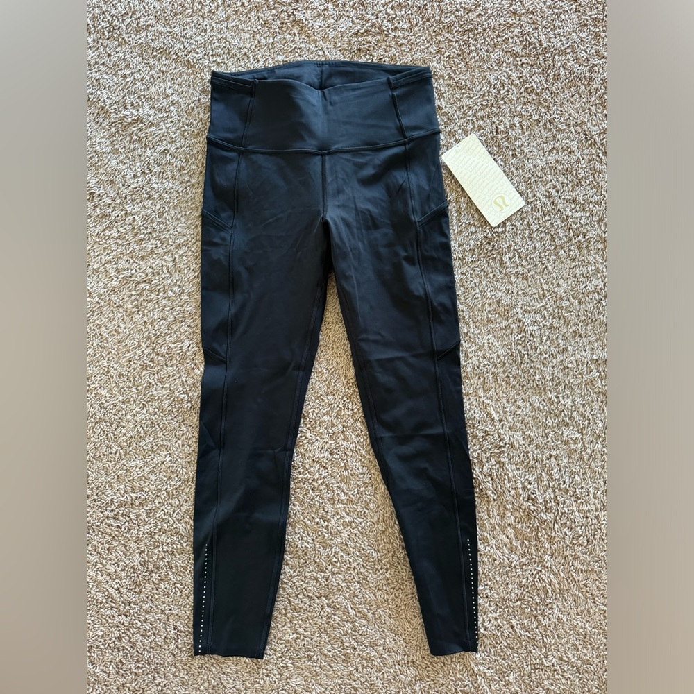Lululemon Fast and Free 7/8 Tight ll | Size 8 | Color: Black